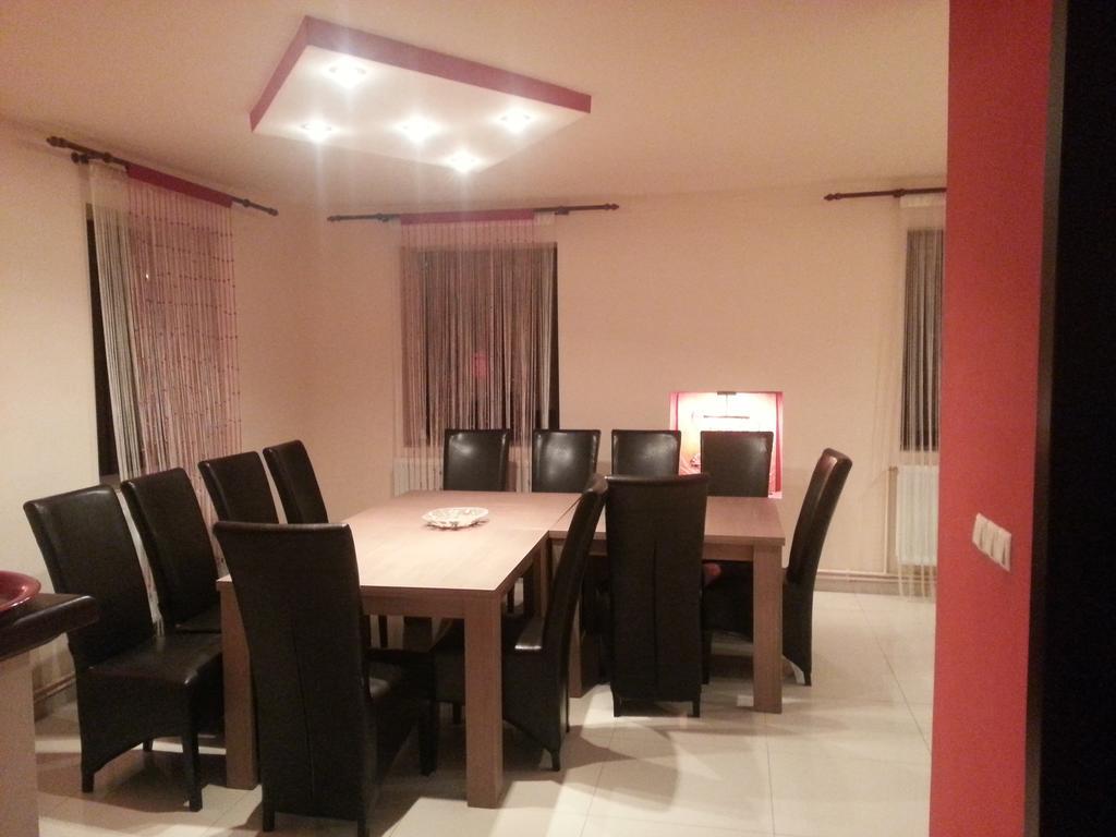 Casa De Vacanta Silvia Vărmaga エクステリア 写真